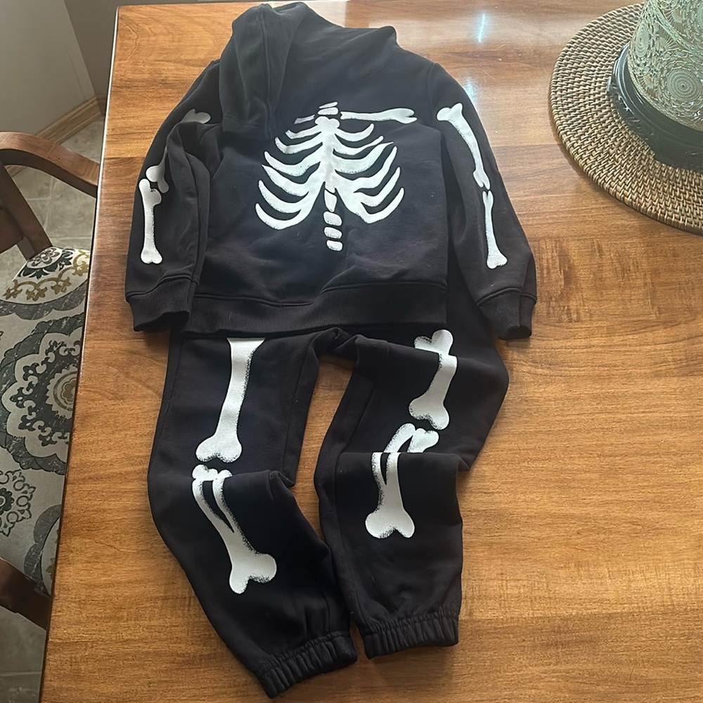 Skeleton hoody set, just in time for the littles to wear for Halloween season